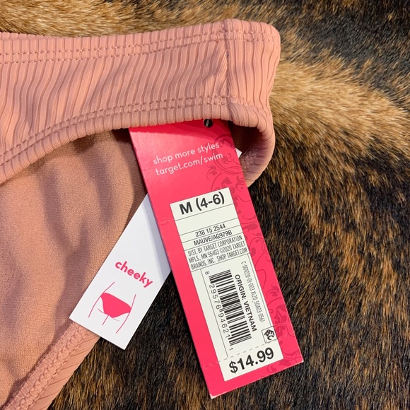 Xhilaration and Sugar Coast size Medium lot of 2 bikini bottoms. - Picture 5 of 8